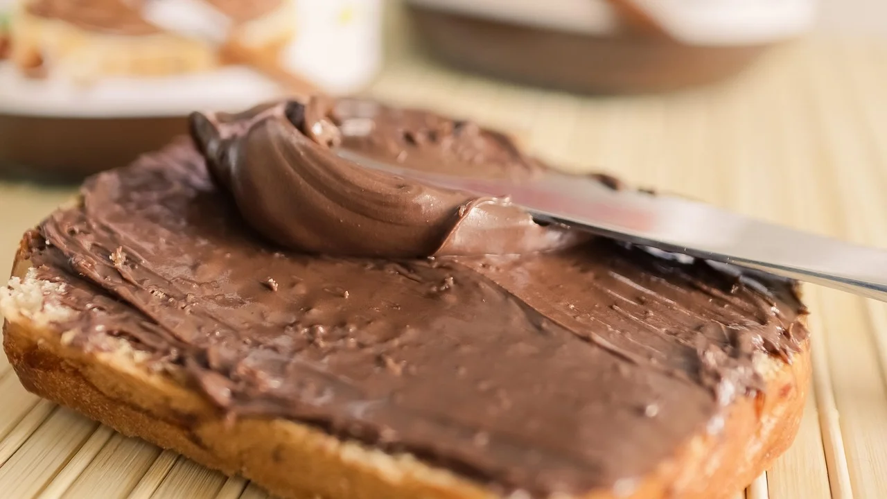 cate calorii are o gogoasa cu zahar